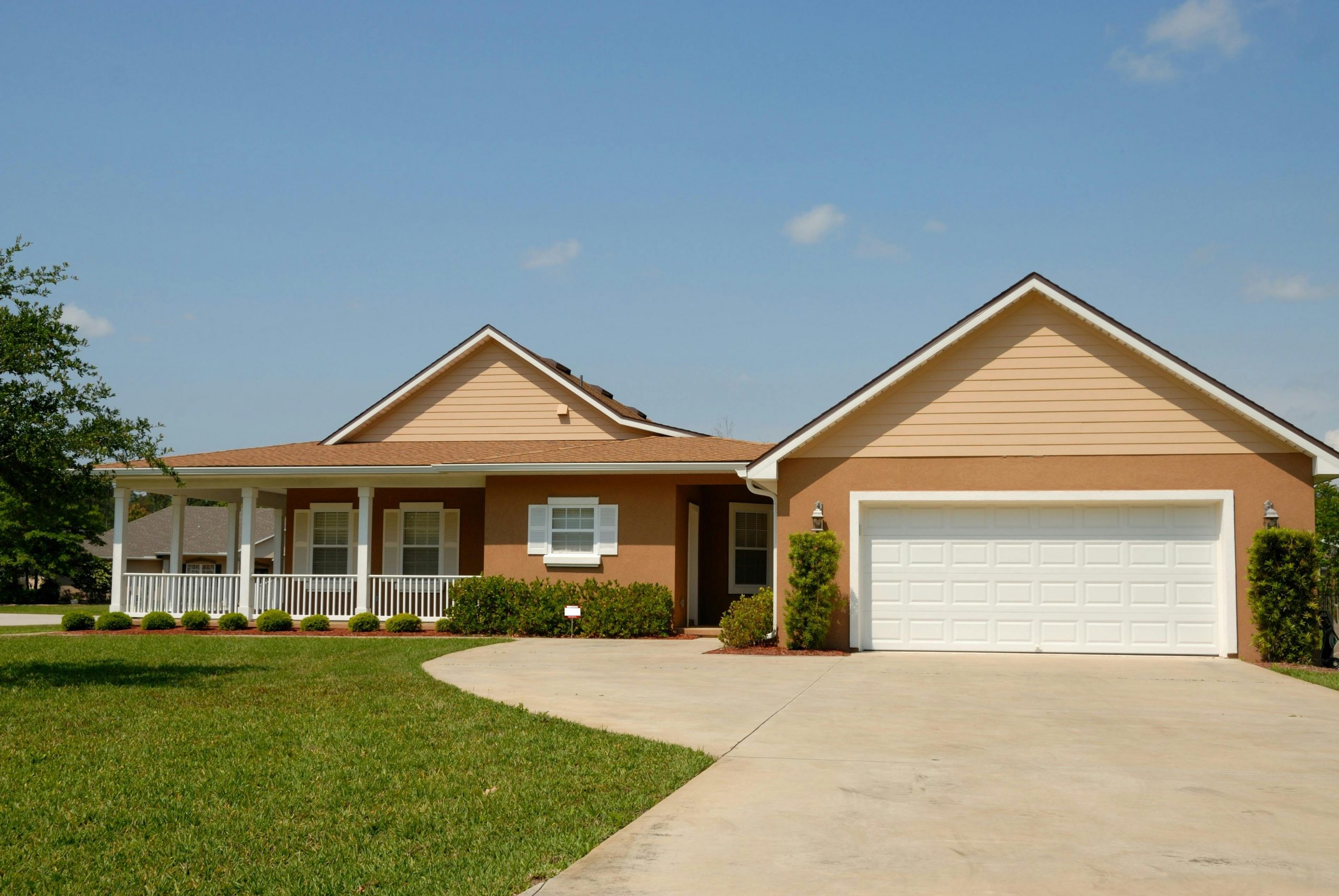 bungalow with a driveway